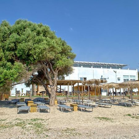 Epipleon Luxury Suites -106- Δωμάτιο 40Τμ Με Βεράντα 45Τμ Μπροστά Στην Θάλασσα 나프팍토스 외부 사진