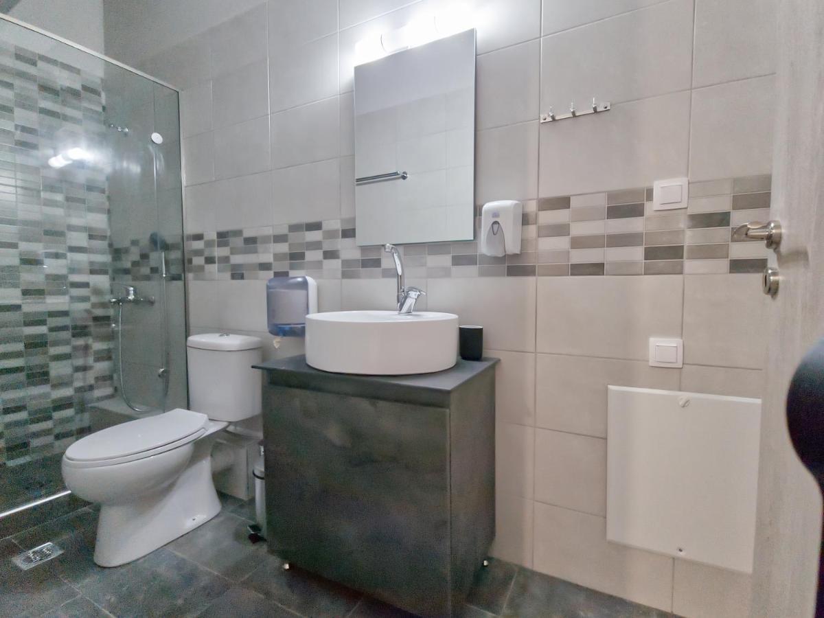 Epipleon Luxury Suites -106- Δωμάτιο 40Τμ Με Βεράντα 45Τμ Μπροστά Στην Θάλασσα 나프팍토스 외부 사진