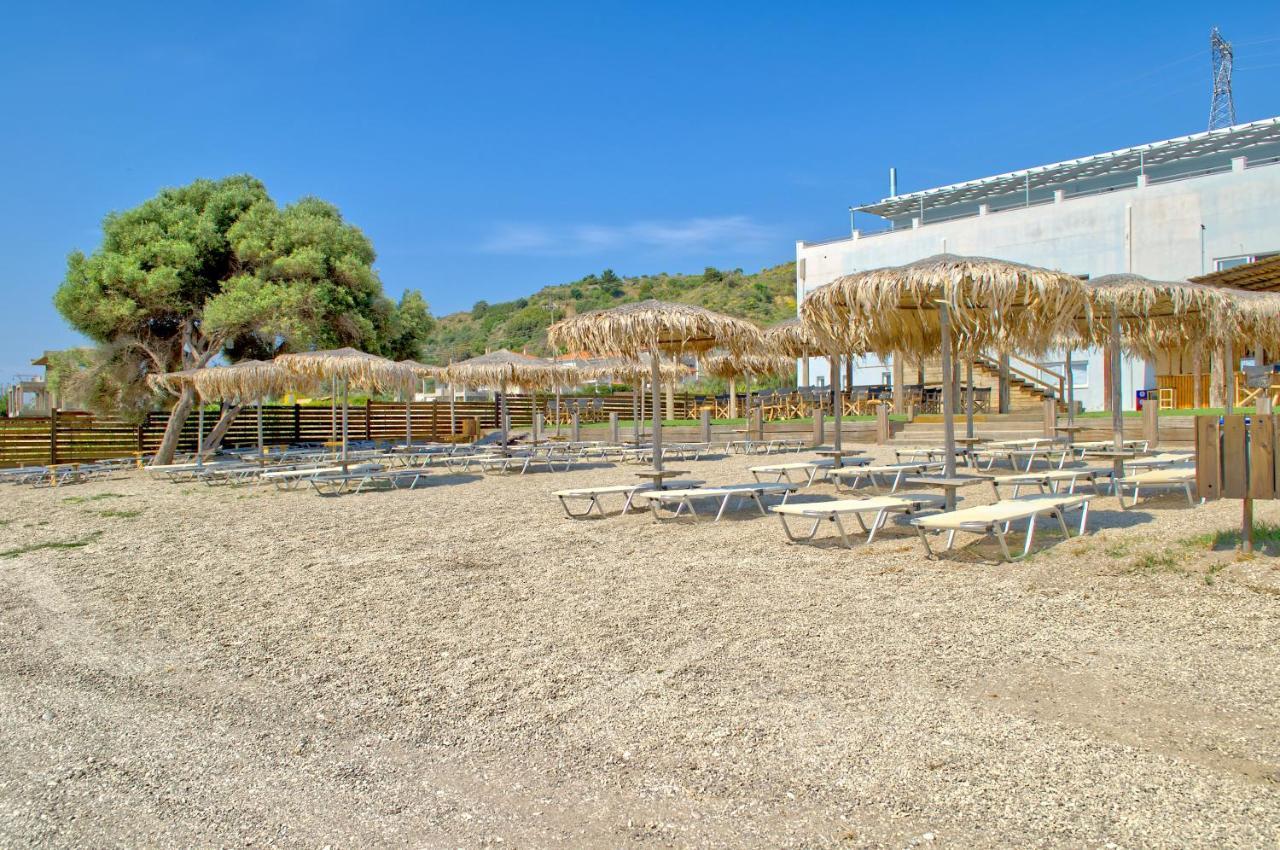 Epipleon Luxury Suites -106- Δωμάτιο 40Τμ Με Βεράντα 45Τμ Μπροστά Στην Θάλασσα 나프팍토스 외부 사진